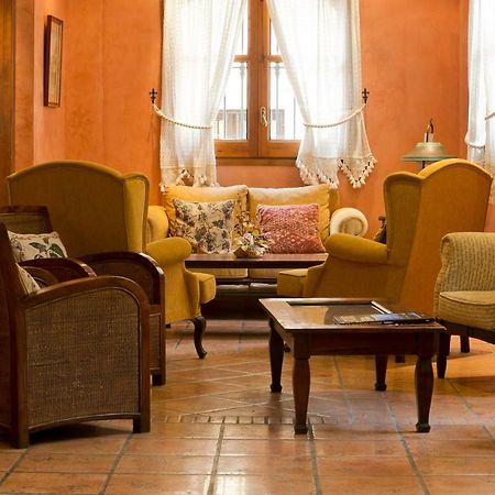 Hotel Restaurante La Masieta Creixell Eksteriør billede