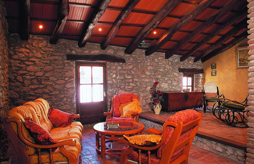 Hotel Restaurante La Masieta Creixell Eksteriør billede