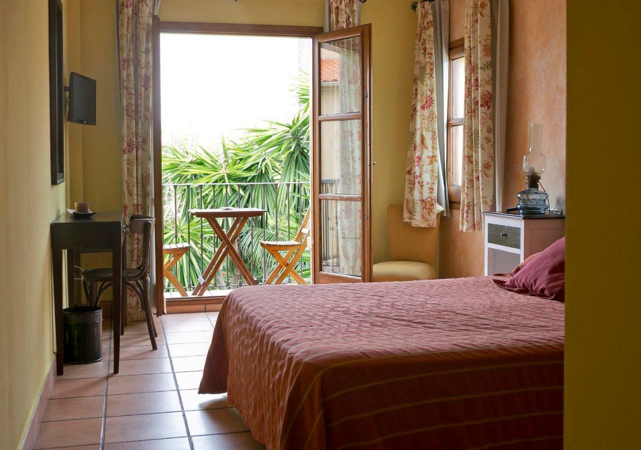 Hotel Restaurante La Masieta Creixell Eksteriør billede